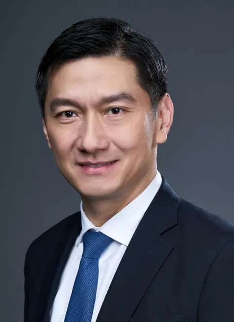Martin Hu, lawyer