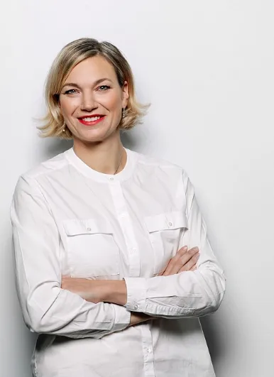LENKA ČÍŽKOVÁ, lawyer