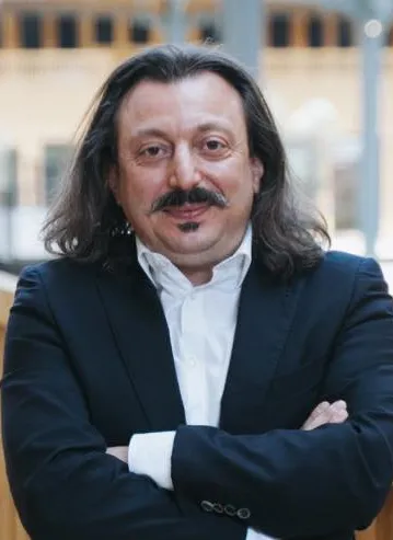Hakan Hüsnü Erzurumlu, lawyer