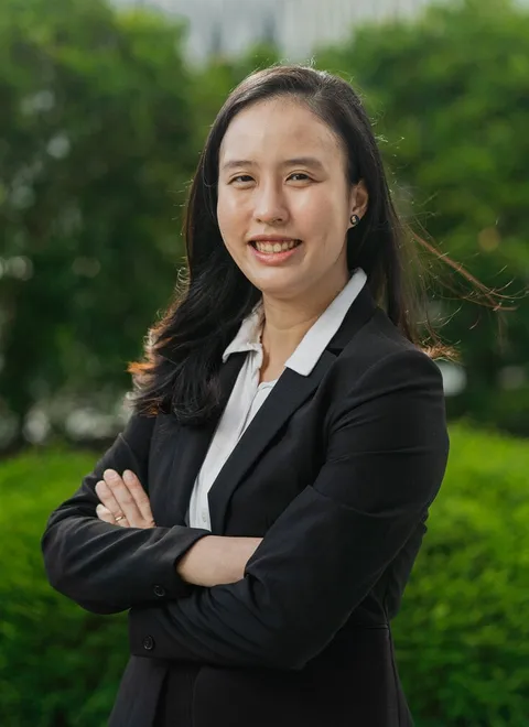 Charis Wong, lawyer