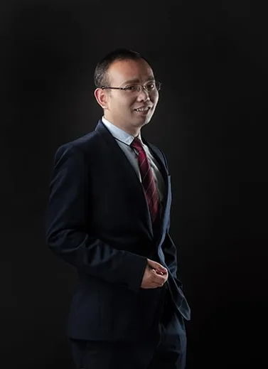 Jingzhan Wong, lawyer