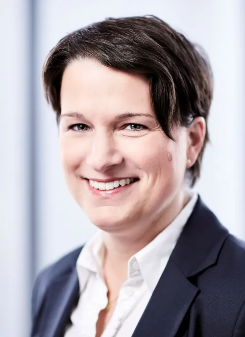 Dr. Marisa Michels, lawyer