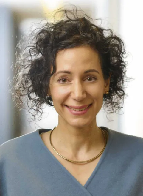Dr. Daria Salus, lawyer