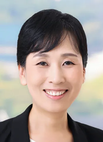 Sae Youn Kim, lawyer