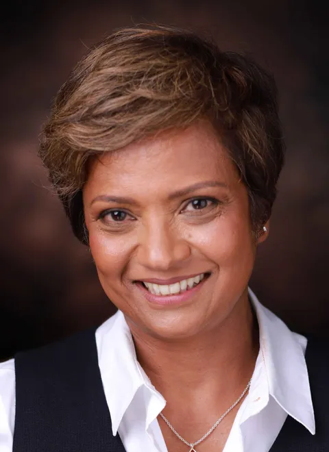 Tina Fernandez, lawyer