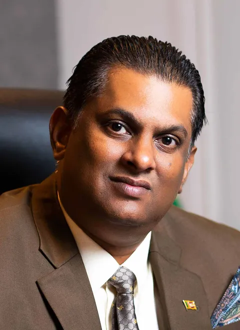 Dinuk Hettiarachchi, lawyer