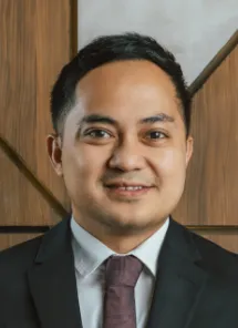 Adrian B. Mayuga, lawyer