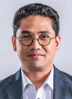 Apiwatt Kongsoowan, lawyer