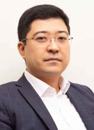 Askar Konysbayev, lawyer